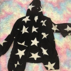 Black Star Patterned Hoodie